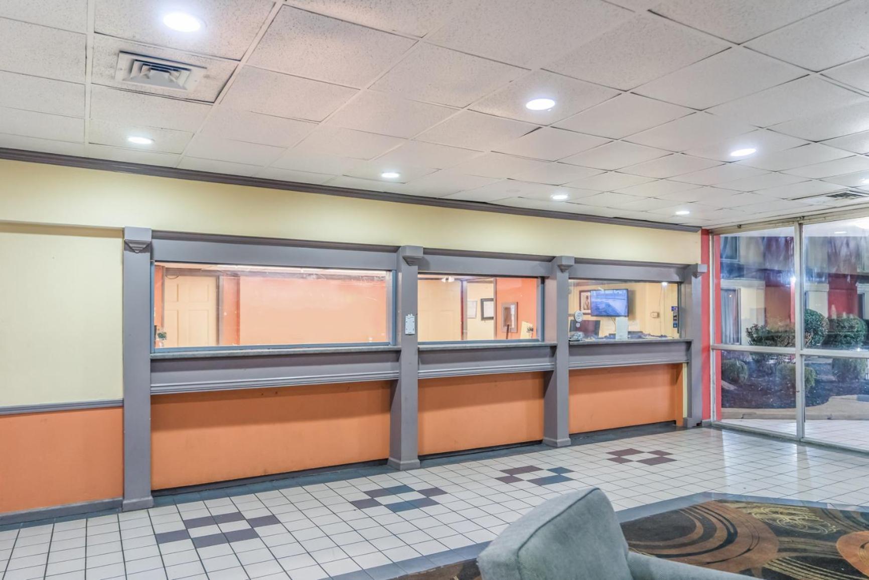 Hotel Economy